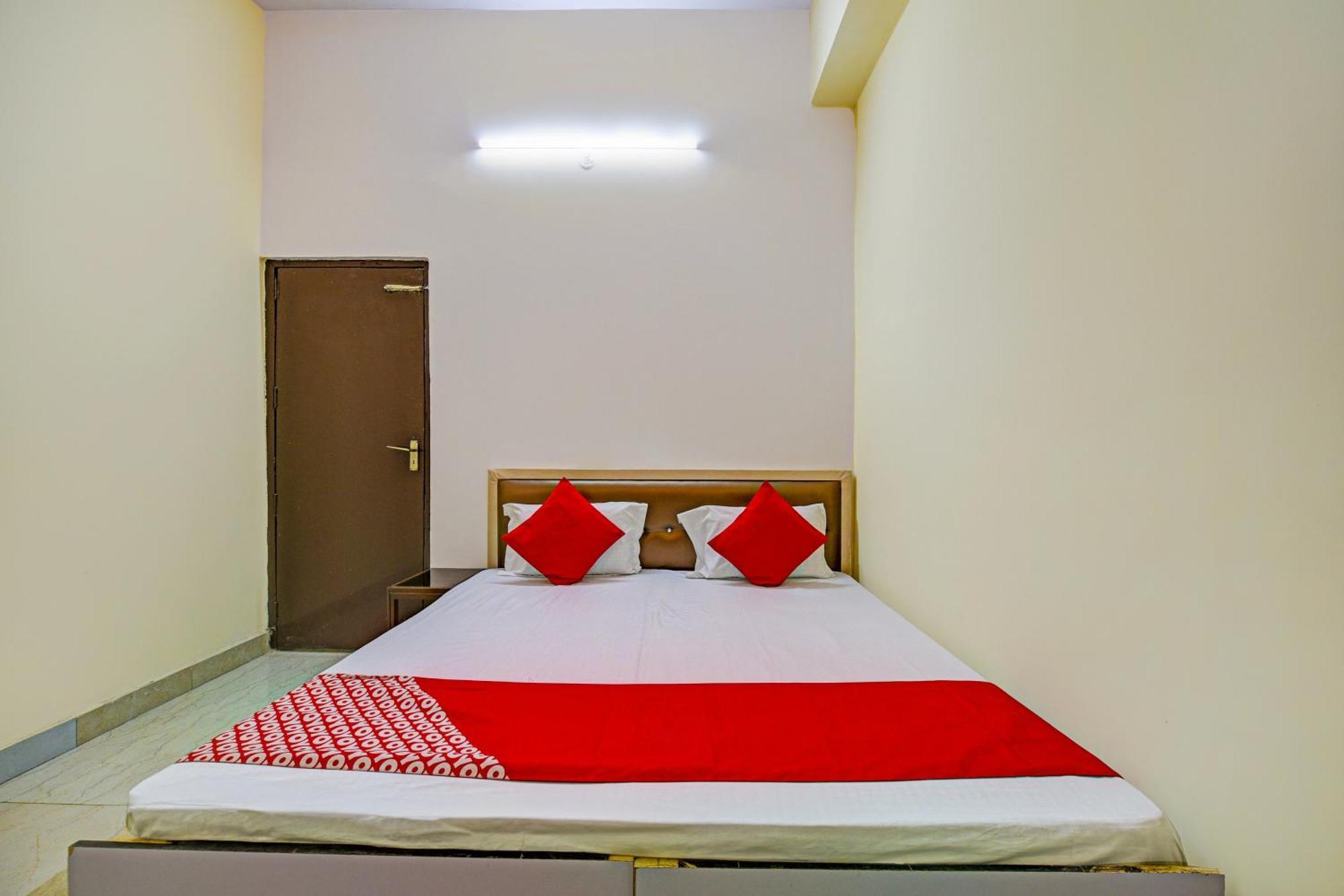 Hotel O Aj Star Hotel Фарідабад Екстер'єр фото