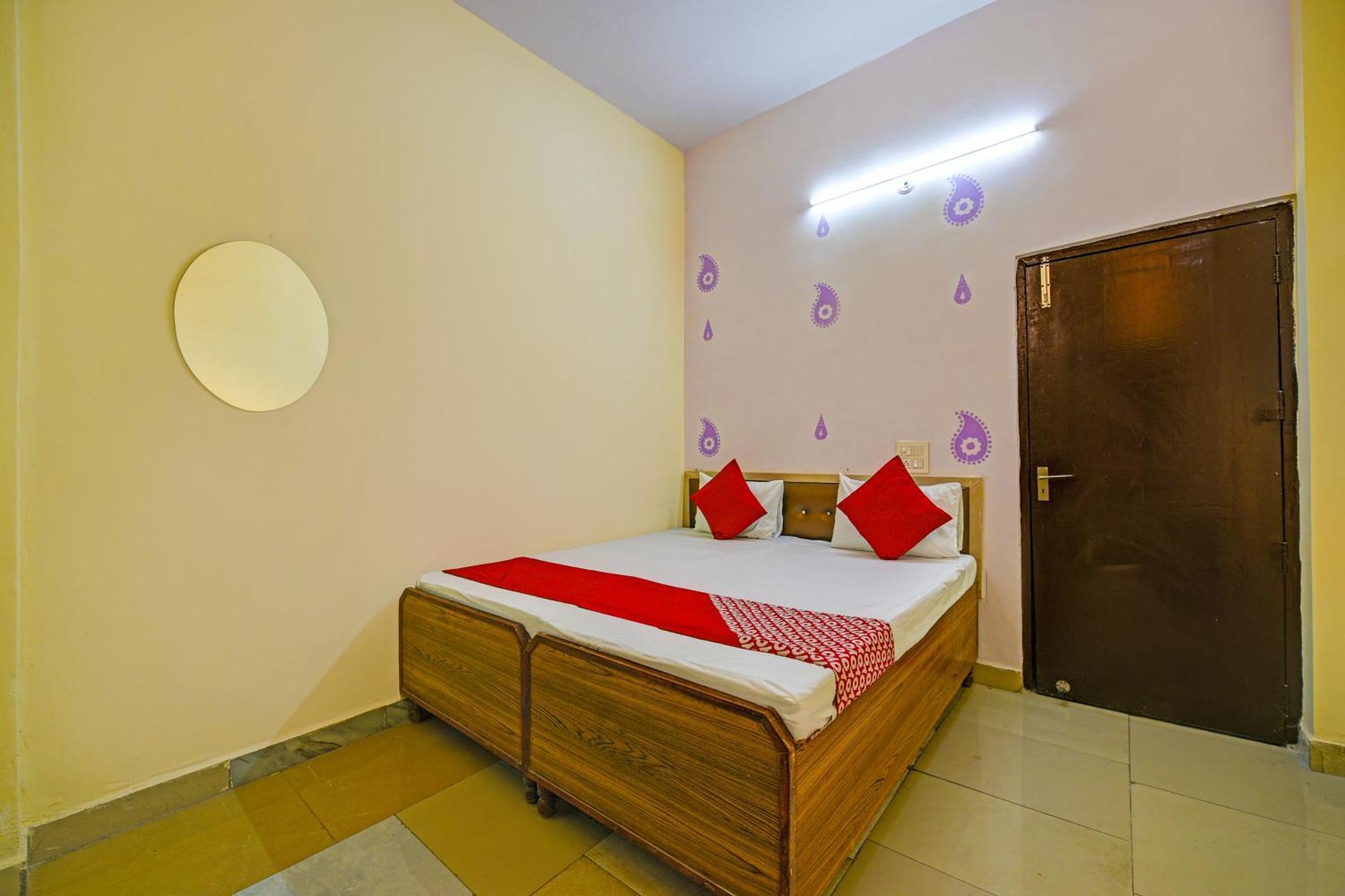 Hotel O Aj Star Hotel Фарідабад Екстер'єр фото